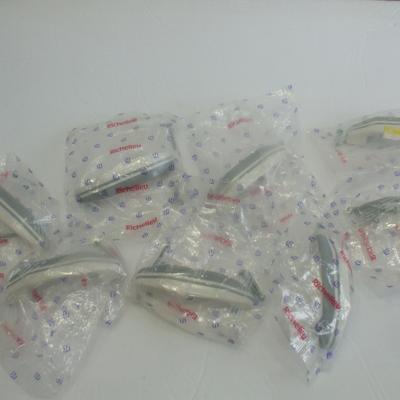 Grey And White Plastic Cabinet Doorknob Handles  S - Picture 2 of 6